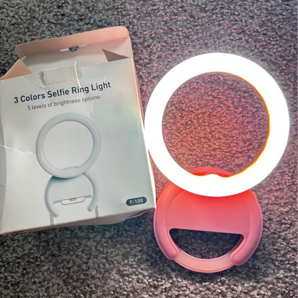 Clip-on LED Selfie Ring Light